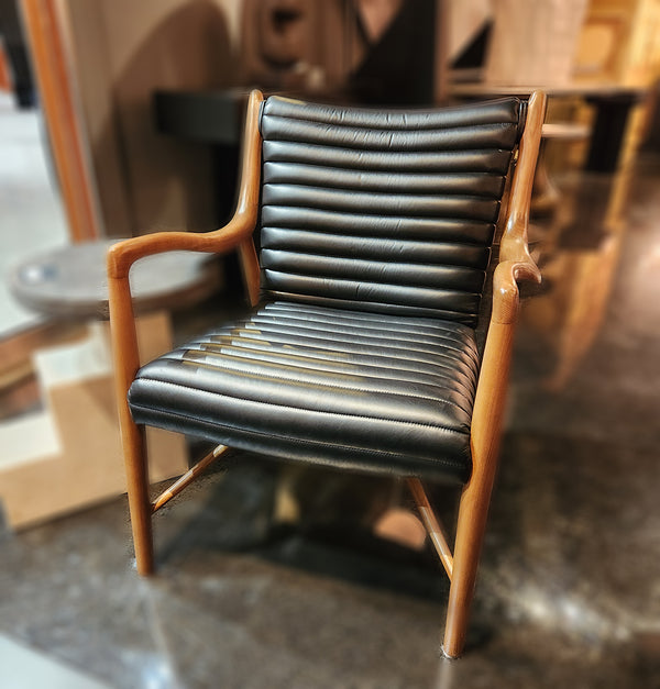 Noir - Elton Chair